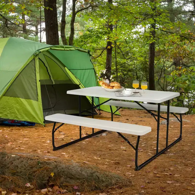 Set da Tavolo e Panche Pieghevoli Costway per Campeggio BBQ con Struttura in Acciaio Bianco/Nero