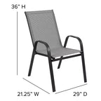 Tavolo da patio Emma e Oliver a cinque pezzi con tavolo rotondo in metallo con piano in vetro temperato e 4 sedie impilabili Flex Comfort