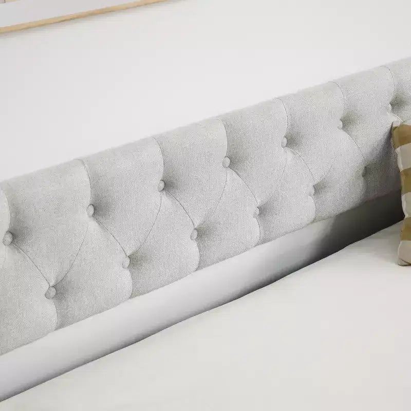 Letto a Giorno Matrimoniale/Una Piazza e Mezza con Letto Estraibile, Divano Letto Imbottito Capitonnè con Bottoni e Braccioli Ondulati - ModernLuxe