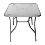 Tavolo da patio commerciale Flash Furniture Tory con piano in vetro temperato, foro per ombrellone e struttura in tubi d'acciaio