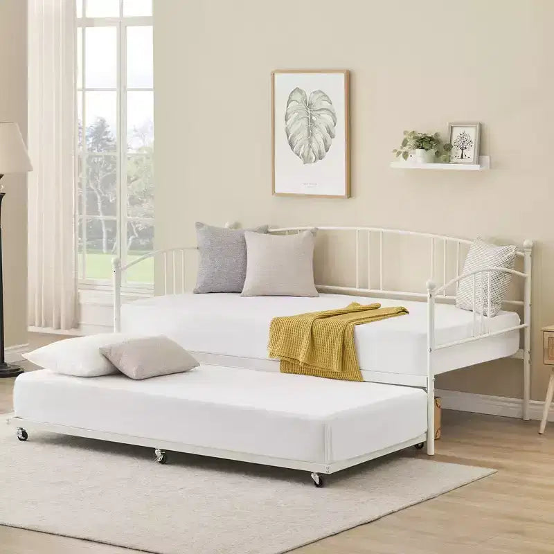 Garvee Letto da giorno matrimoniale in metallo e rete estraibile, Divano letto - Room & Joy