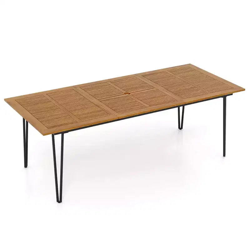 Tavolo da pranzo da esterno Costway da 86,5 pollici con piano in legno di acacia e gambe in metallo, con foro per ombrellone