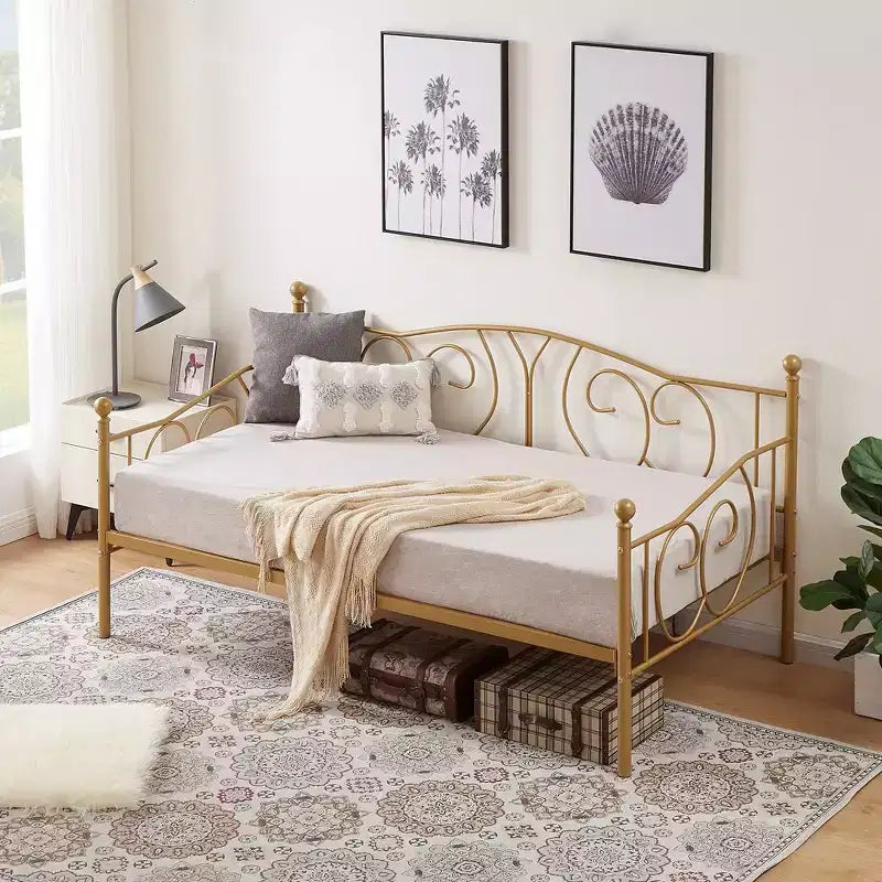 VECELO Struttura per letto a giorno matrimoniale in metallo, Divano letto con contenitore sotto, Facile da montare, Nessuna rete a molle necessaria