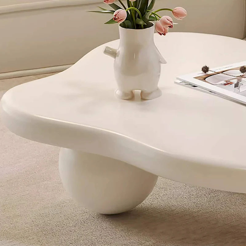 Tavolino a forma di nuvola da 48", Nero / Crema, Multicolore, 1 persona