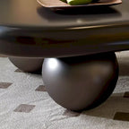 Tavolino a forma di nuvola da 48", Nero / Crema, Multicolore, 1 persona
