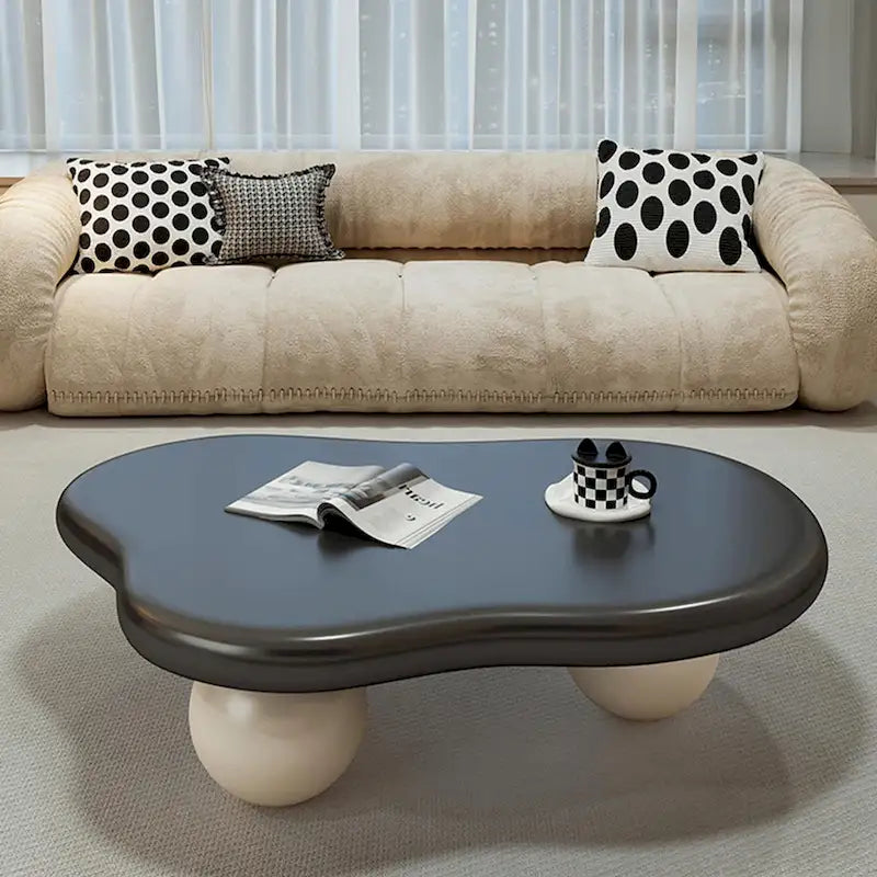 Tavolino a forma di nuvola da 48", Nero / Crema, Multicolore, 1 persona