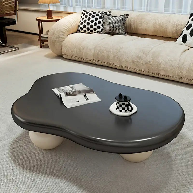 Tavolino a forma di nuvola da 48", Nero / Crema, Multicolore, 1 persona