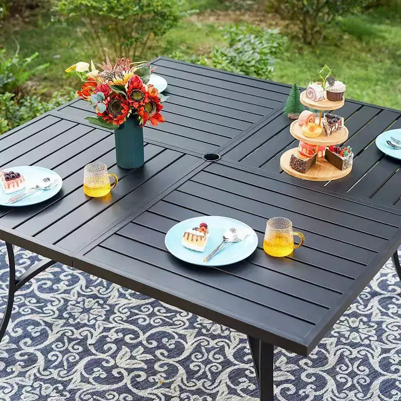 Captiva Designs Set da 9 Pezzi con Tavolo da Pranzo Quadrato in Metallo con Piano a Doghe e Sedie Girevoli Sling da Esterno