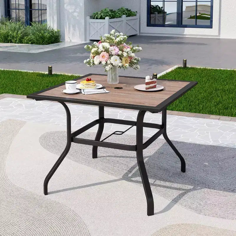 Tavolo da pranzo quadrato in acciaio per esterni - Captiva Designs: Resistente all'acqua