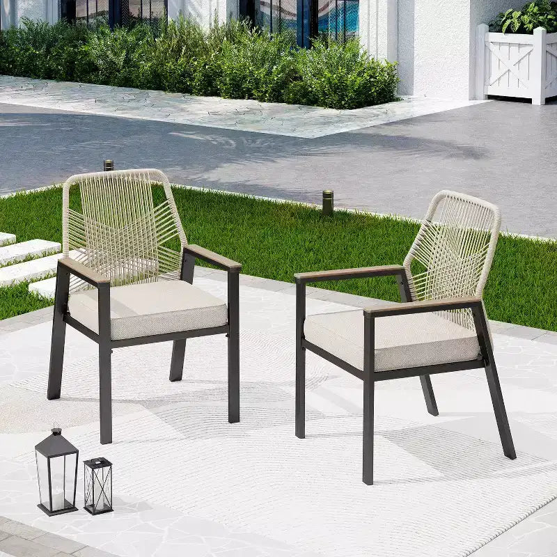 Captiva Designs Set da pranzo da 7 pezzi con tavolo rotondo in acciaio e sedie girevoli in vimini con cuscini spessi