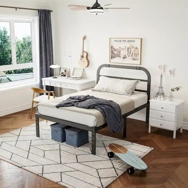 Struttura Letto in Metallo Nero con Testiera — Twin / Twin XL / King / Cal King