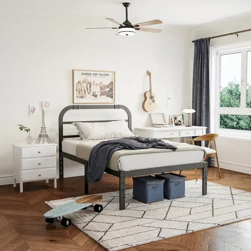 Struttura Letto in Metallo Nero con Testiera — Twin / Twin XL / King / Cal King
